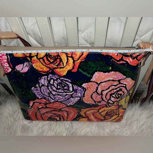 Beautiful Consuela Downton Crossbody Everleigh - Picture 14 of 16